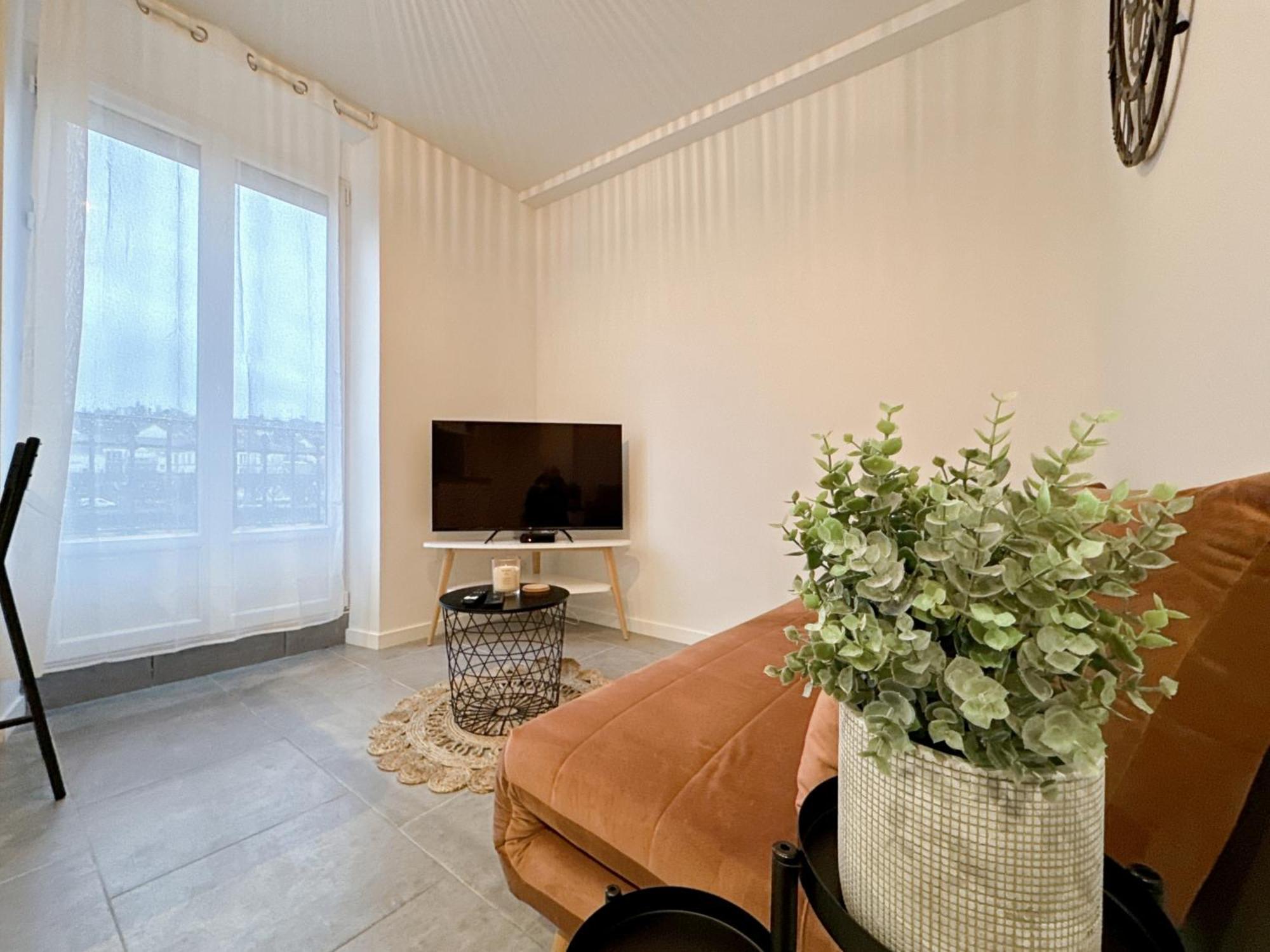 Le Cosy Lagny - Appartement Cosy Avec Balcon Vue Sur Marne Exterior photo